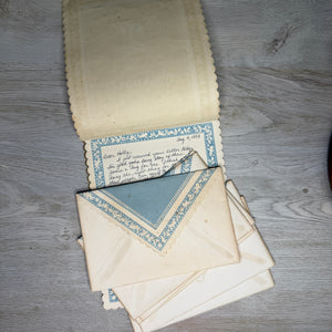 Traditional Scallop Letters stationery