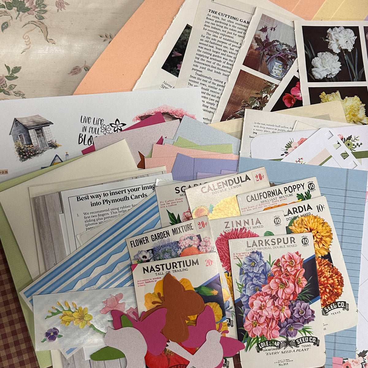 Flowers Junk Journal card kit - March 2024