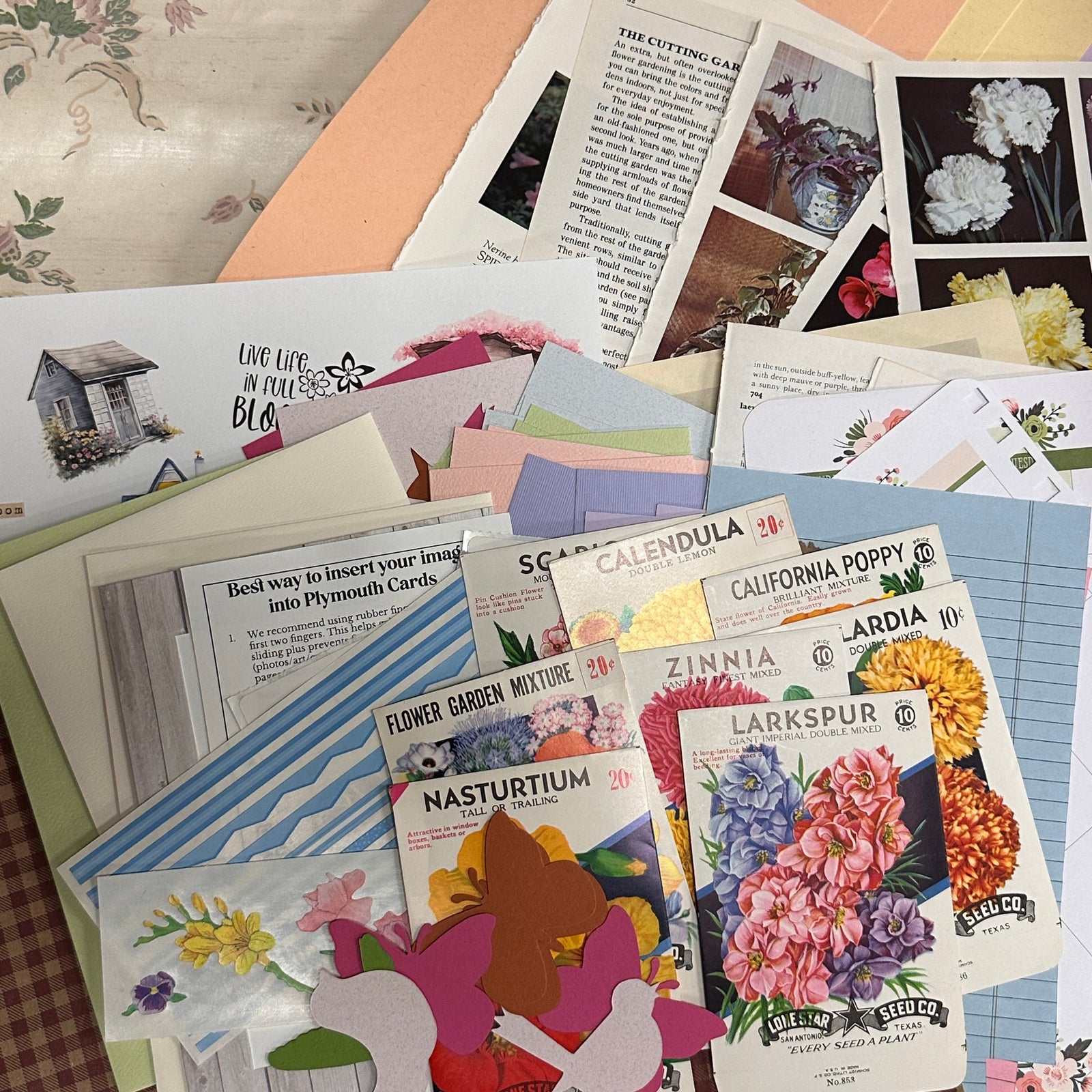 Flowers Junk Journal card kit - March 2024