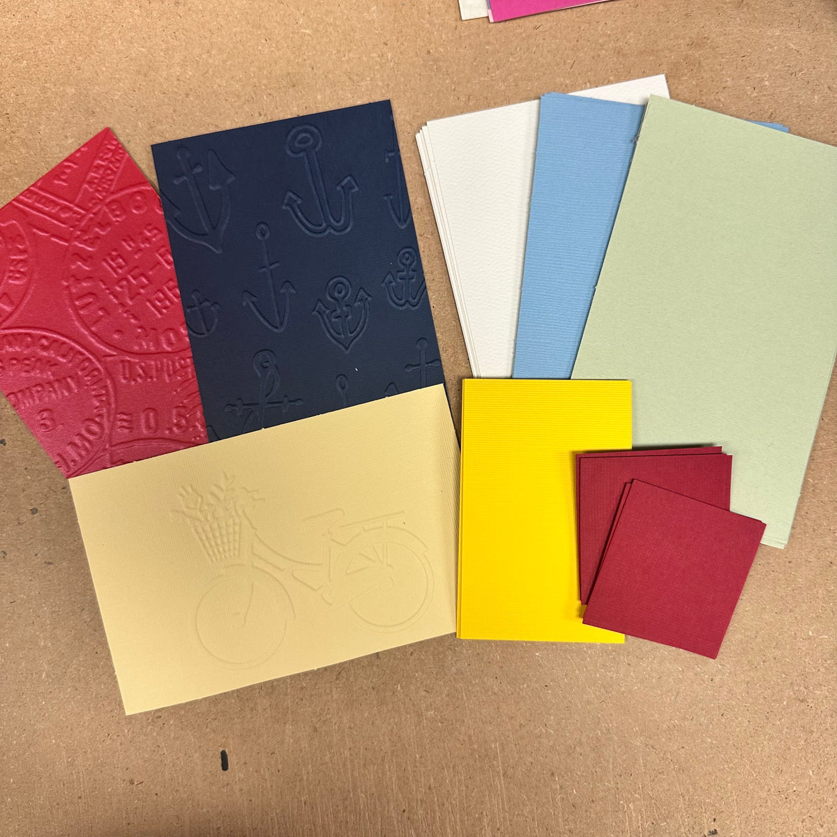 Travel Junk Journal card kit - May 2024