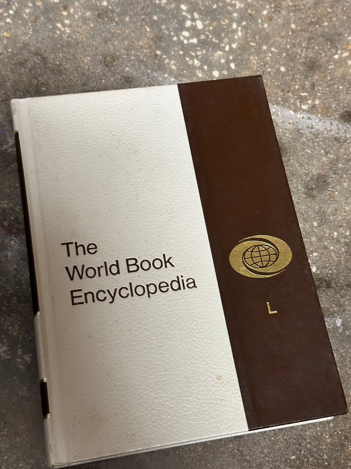 1970 & 1974 World Book Encyclopedia volumes