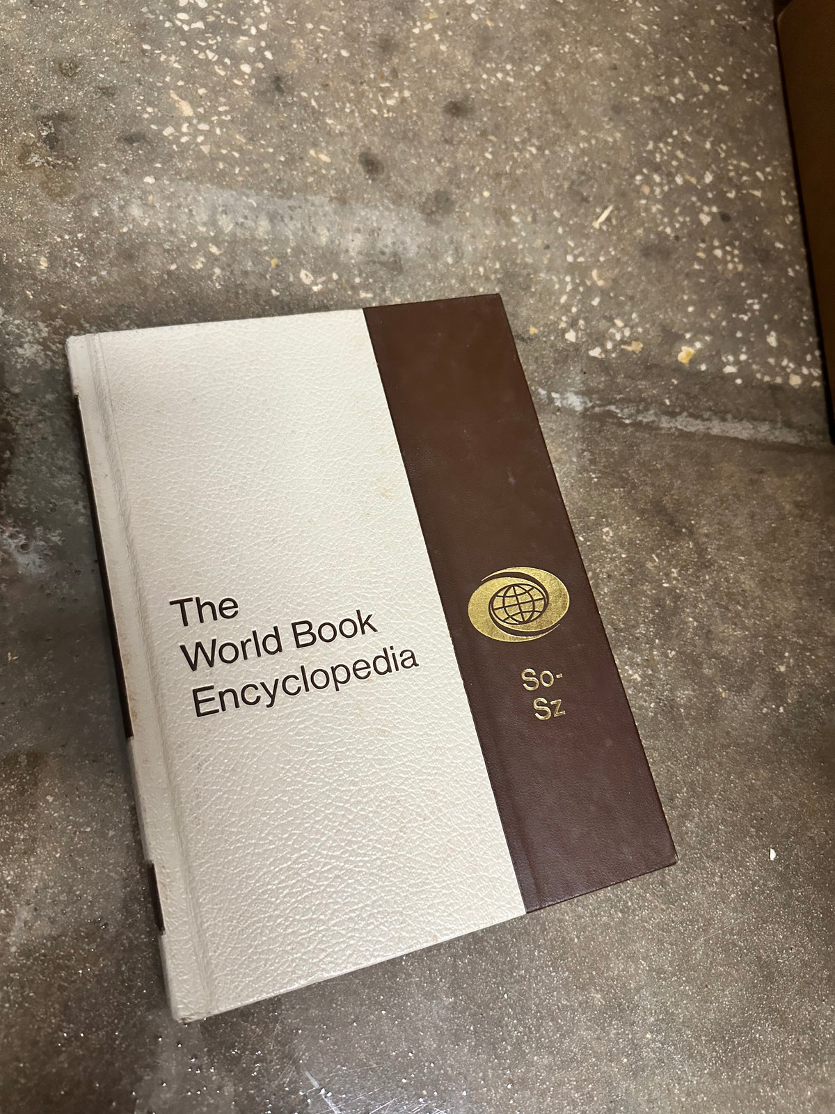 1970 & 1974 World Book Encyclopedia volumes