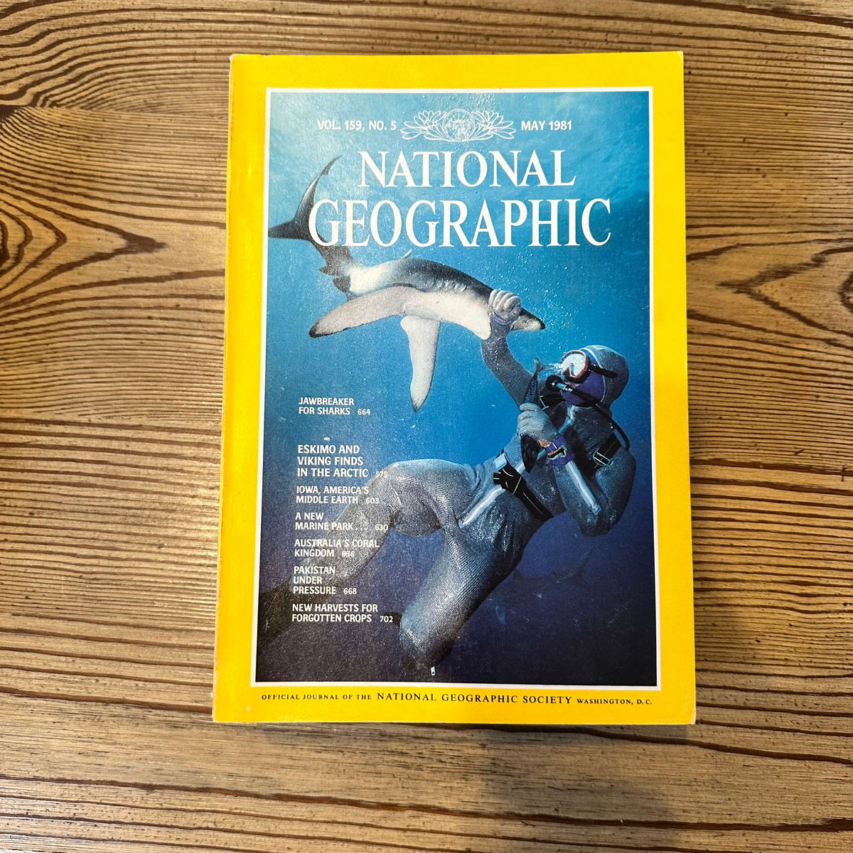 1980s National Geographic magazines