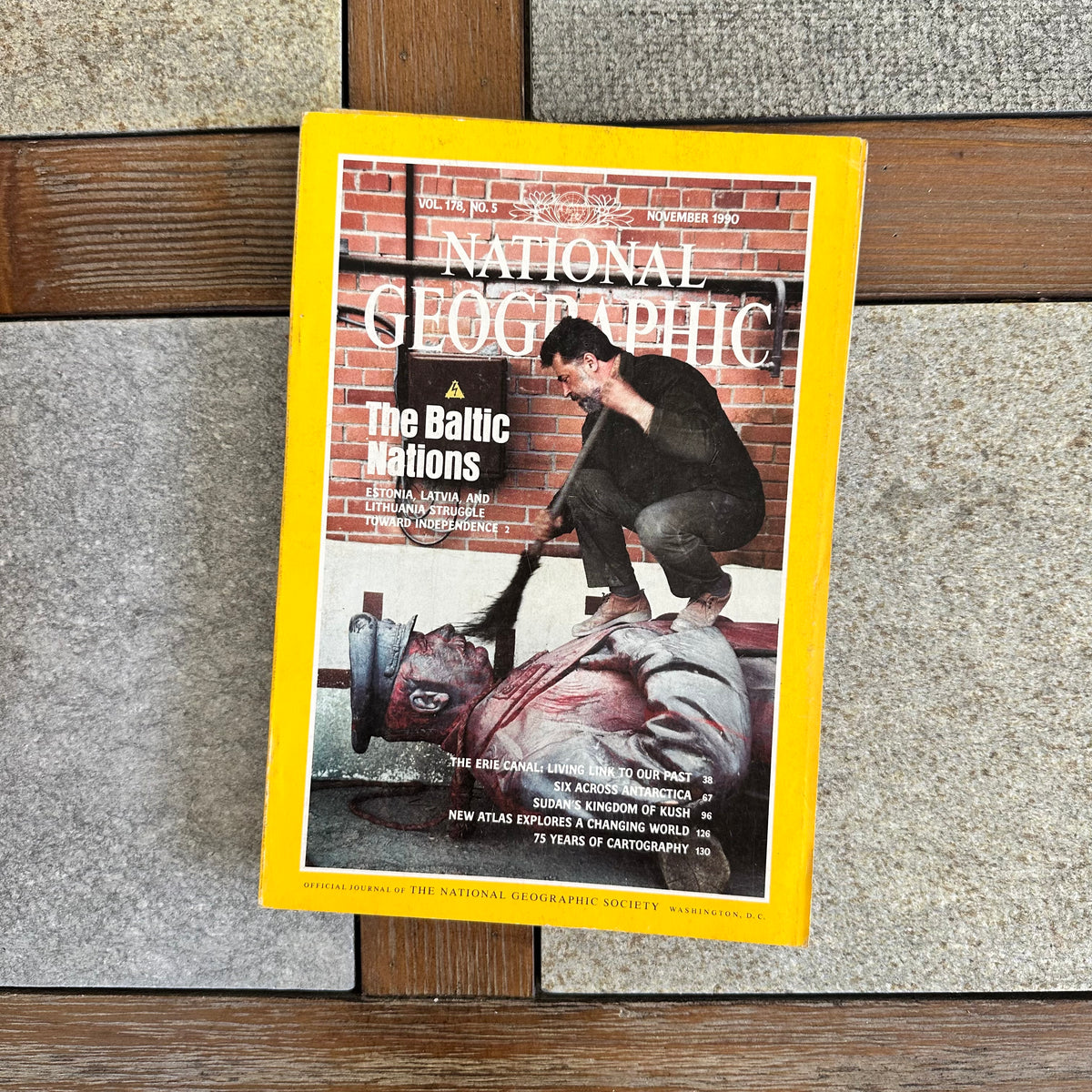 1990s National Geographic magazines