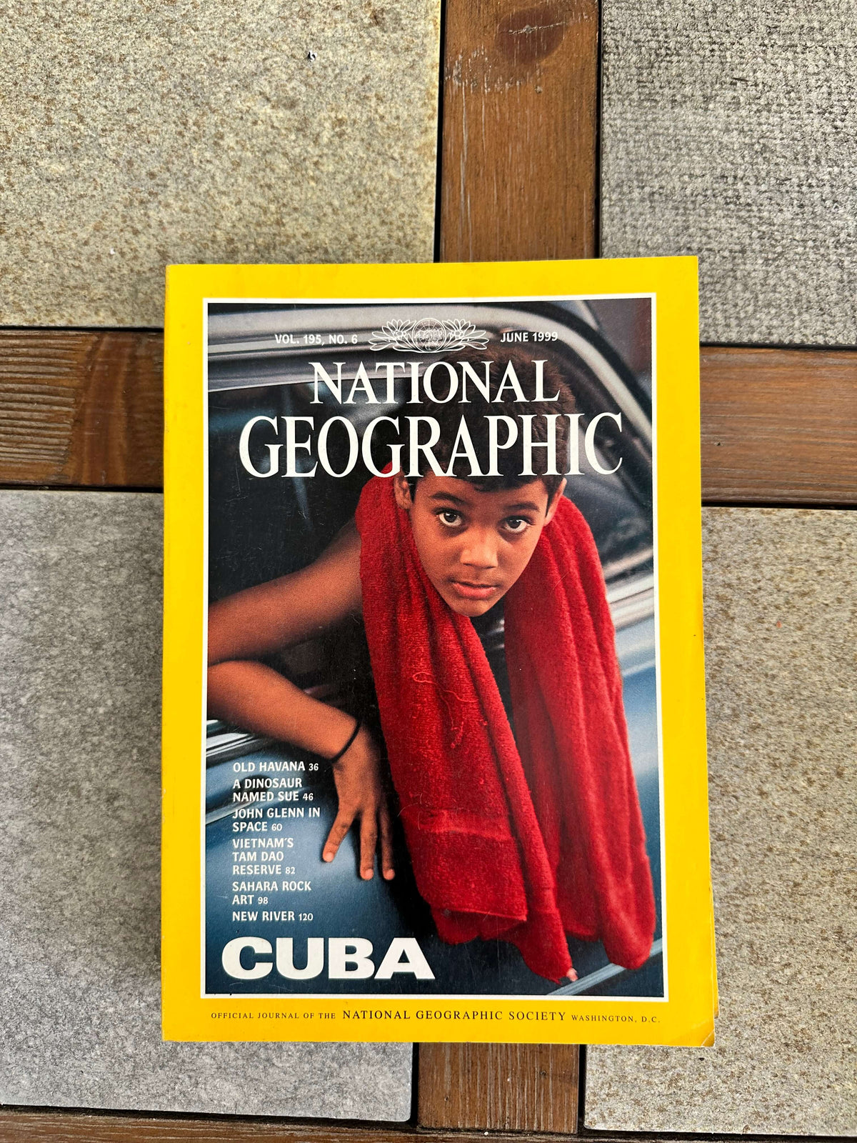 1990s National Geographic magazines