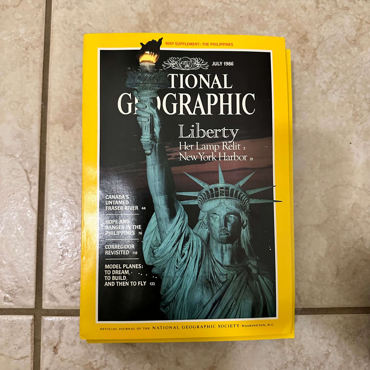 1980s National Geographic magazines