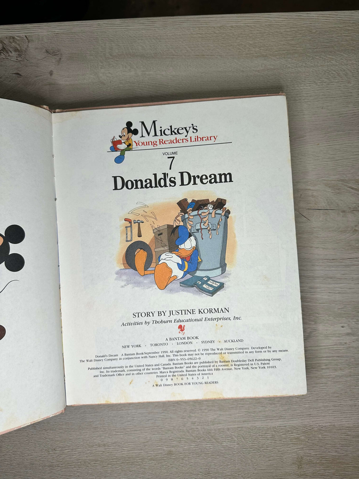 Mickey's Young Reader's Library