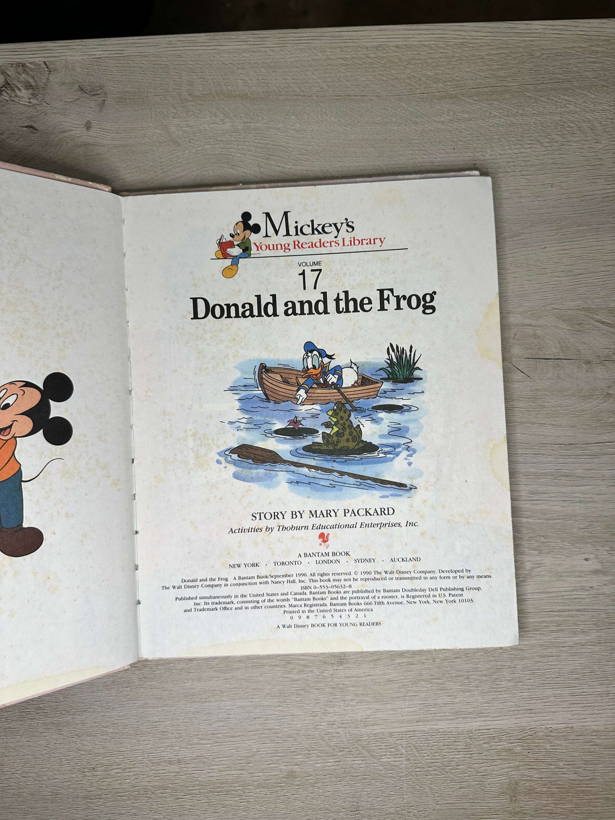 Mickey's Young Reader's Library