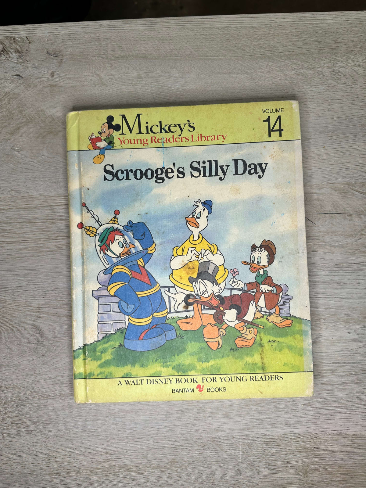 Mickey's Young Reader's Library