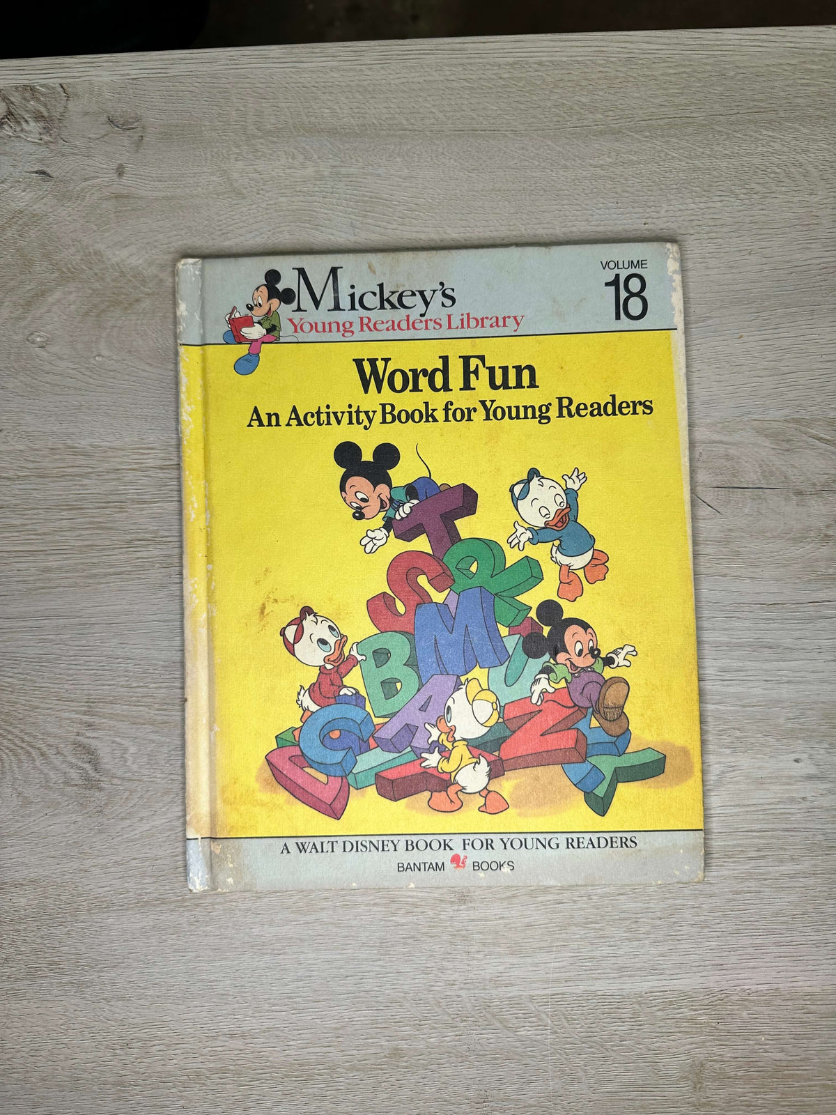 Mickey's Young Reader's Library