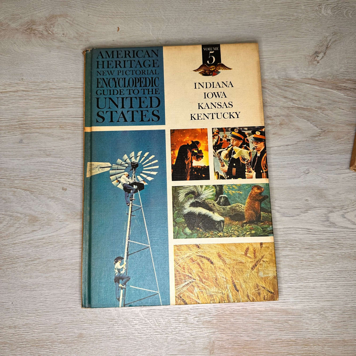 1965 American Heritage Guide to the United States books