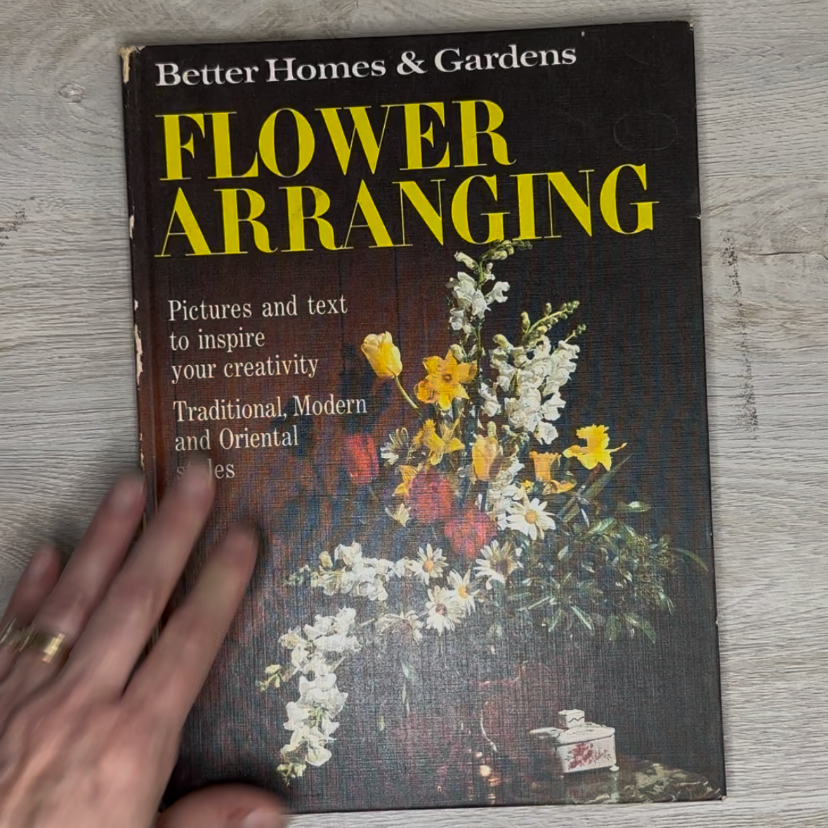 Better Homes and Gardens Flower Arranging