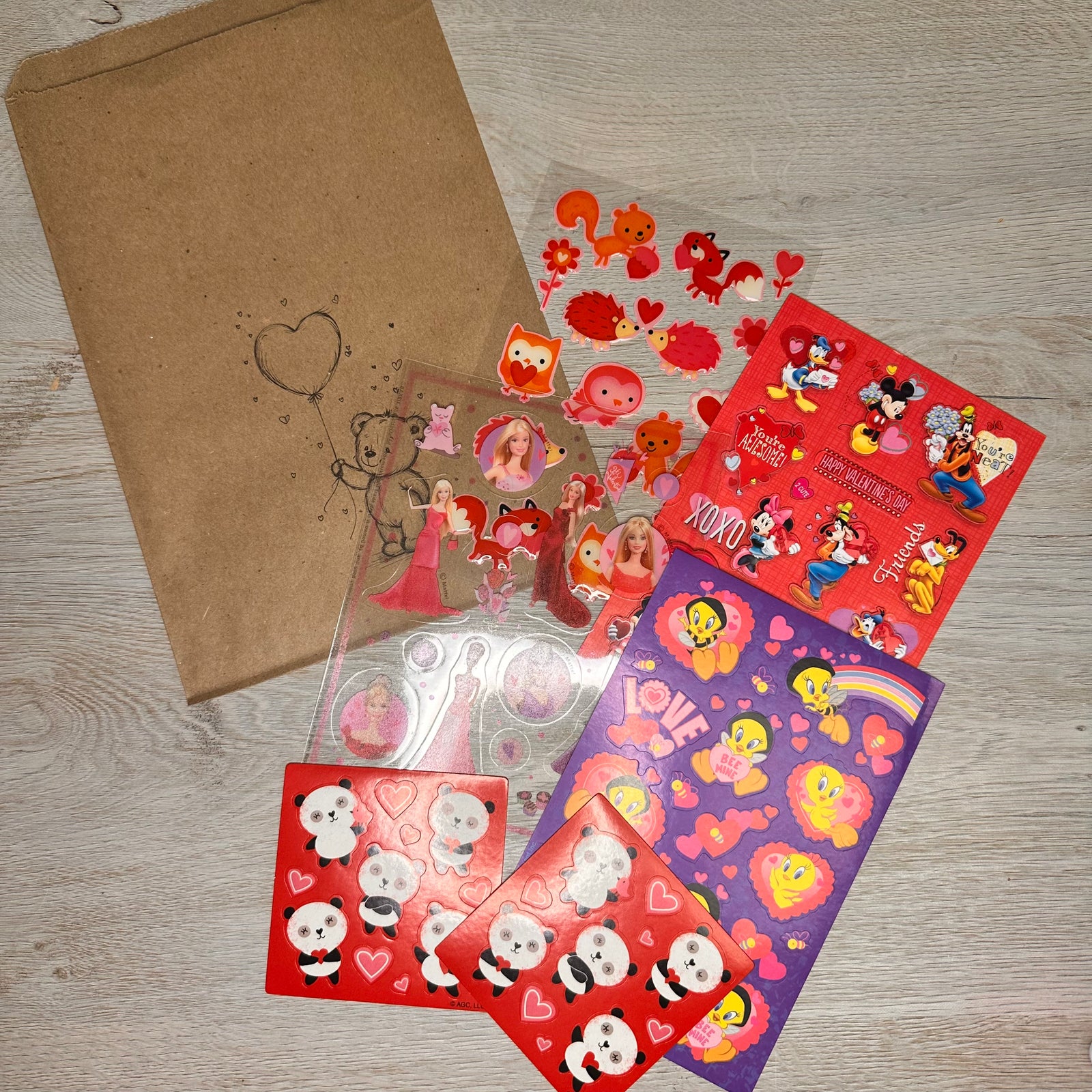 Valentine sticker mystery bags - juvenile