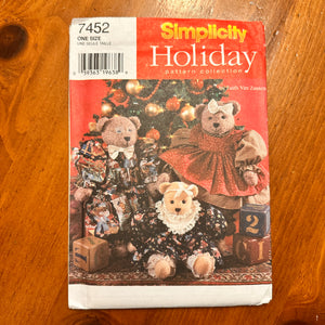 Sewing Patterns - Crafts
