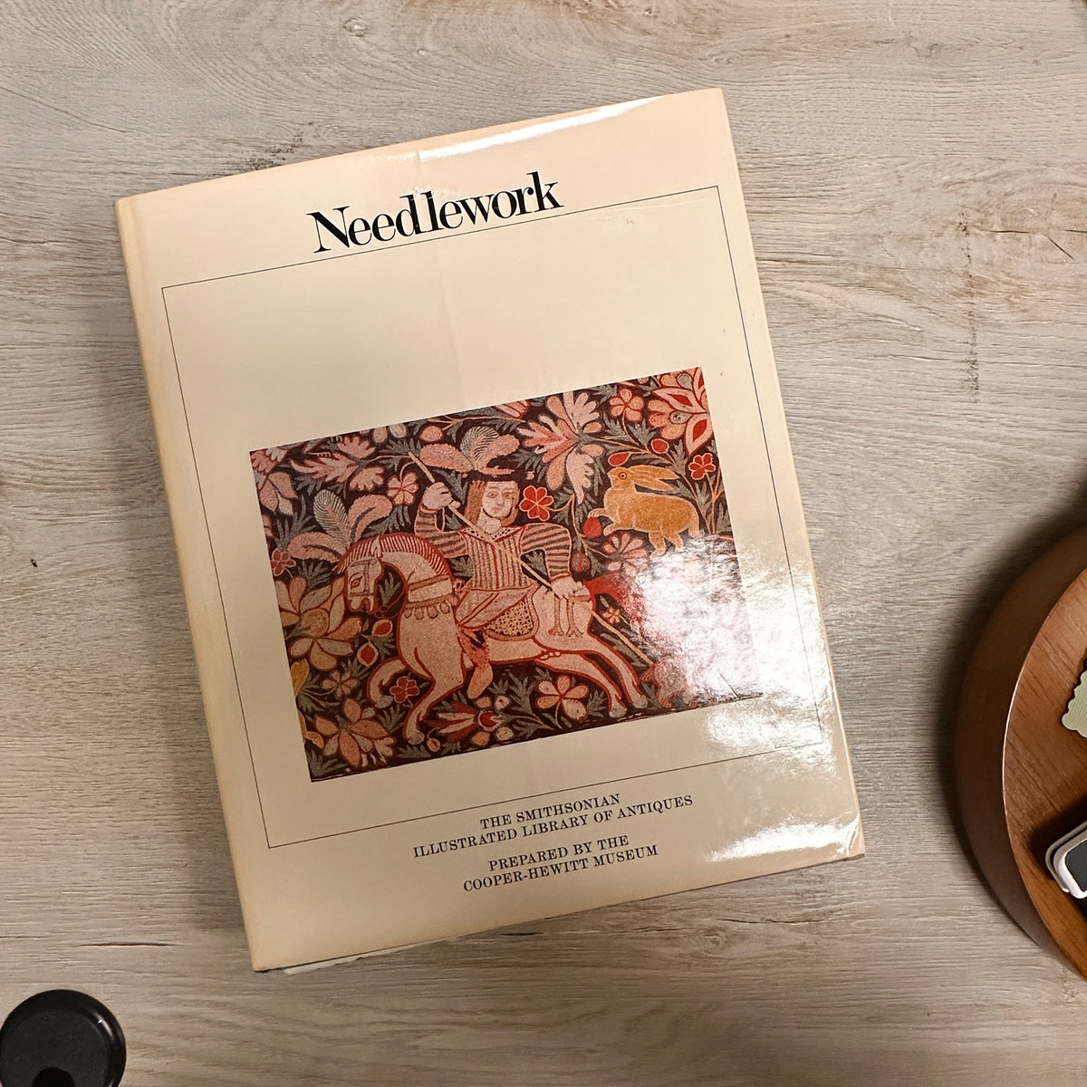 Smithsonian Illustrated Library of Antiques