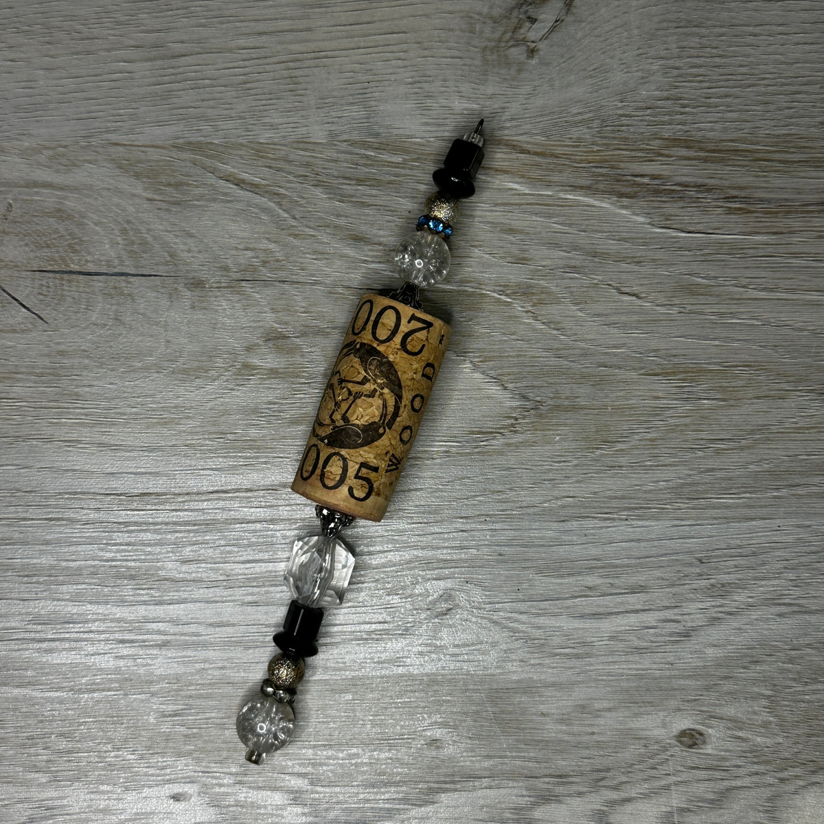 Dangling ornament/embellishment