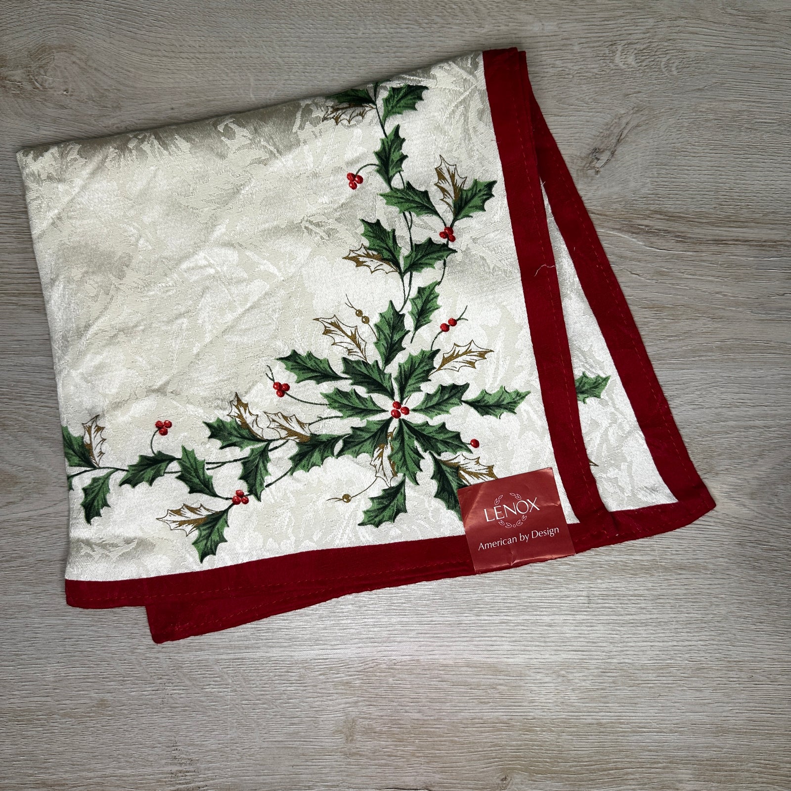 Holly napkin - new