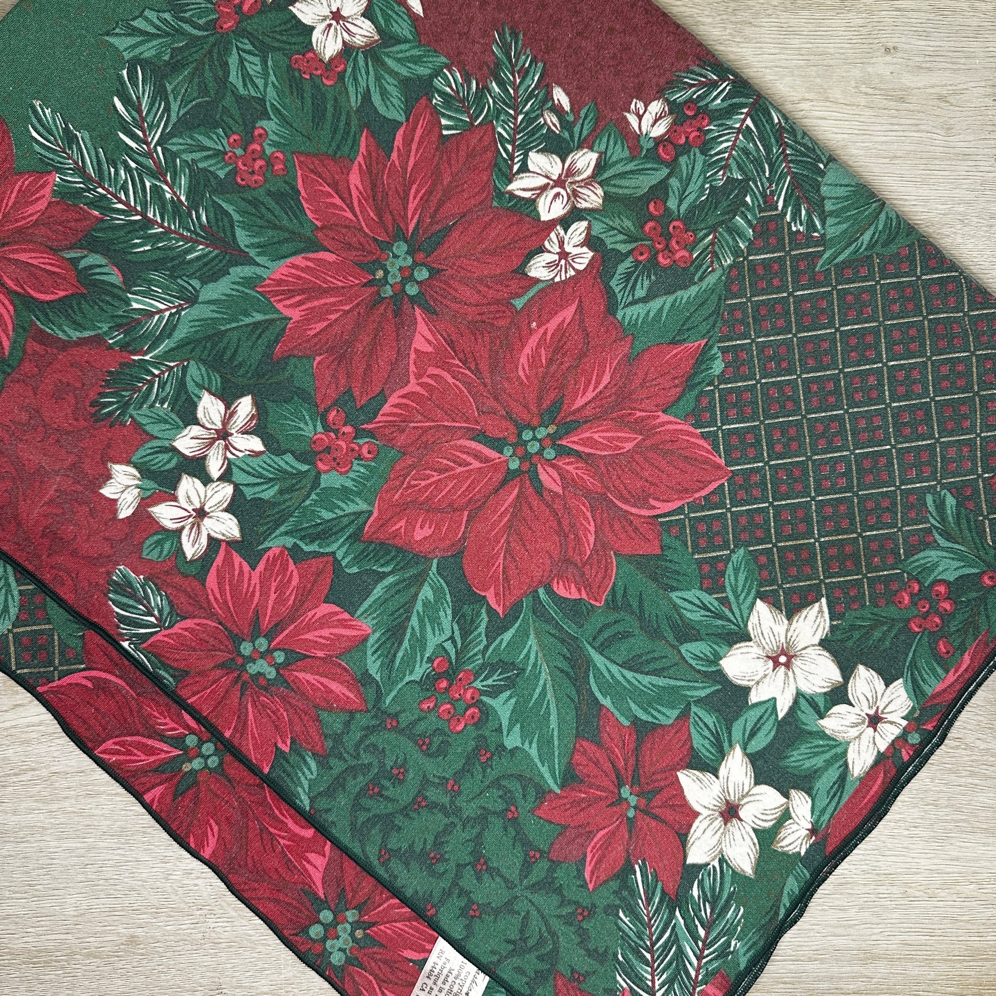 Poinsettia green tablecloth - rectangle