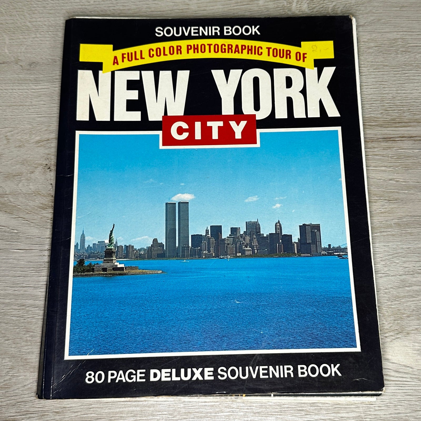 New York City deluxe souvenir book