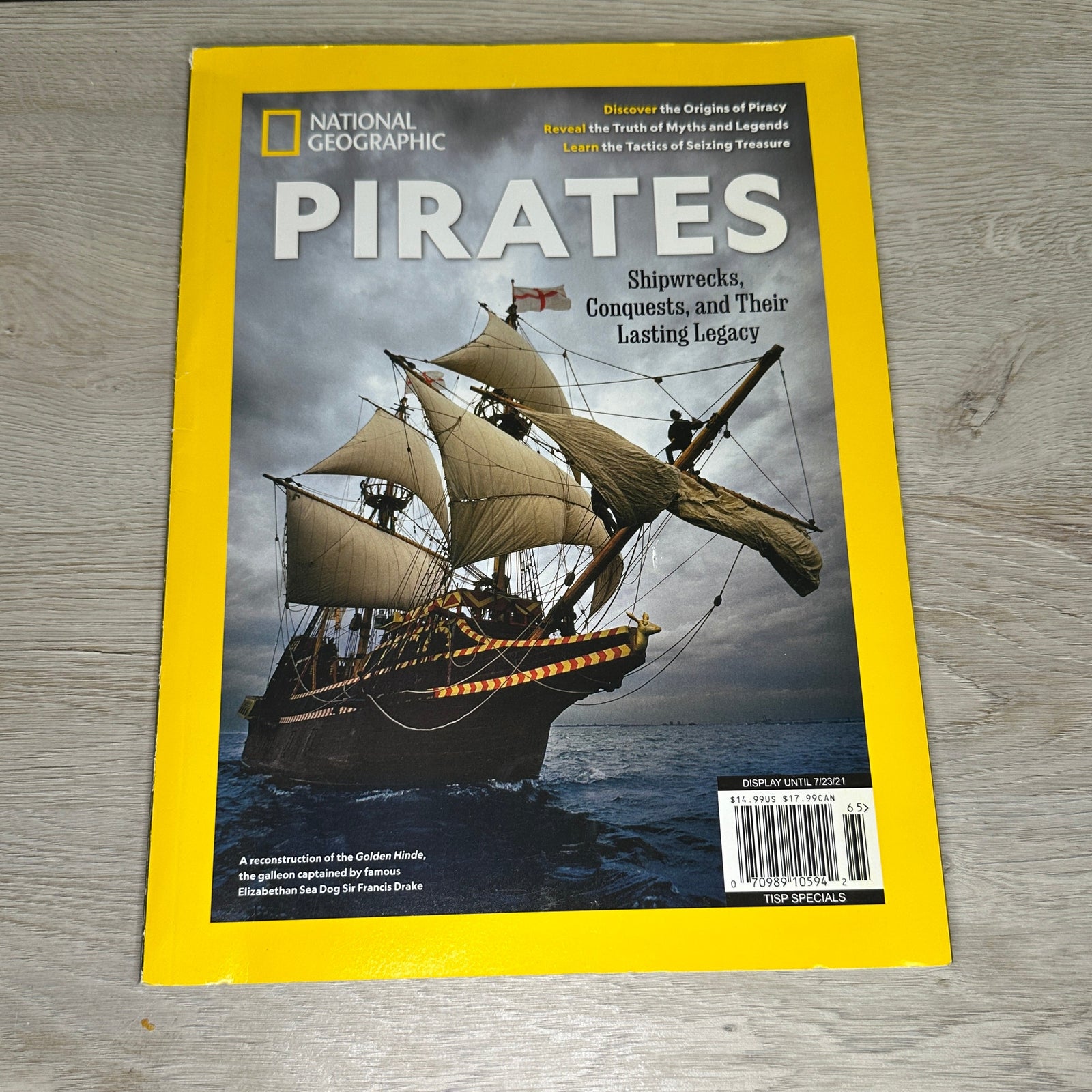 National Geographic large magazines