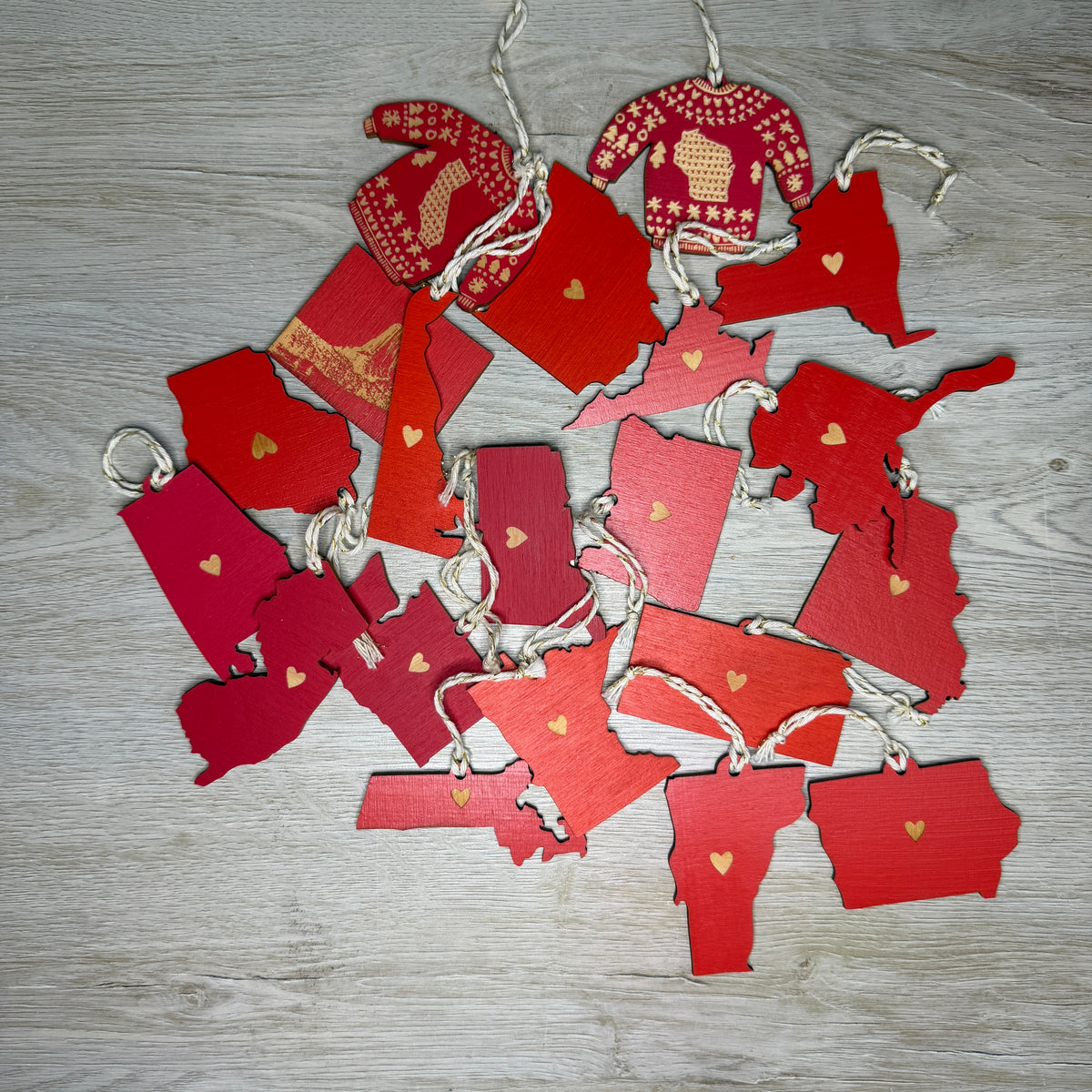 Mystery State Ornament Box - 22 ornaments