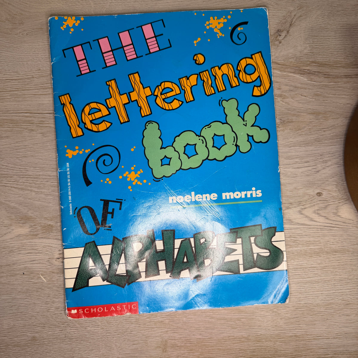 The Lettering Book of Alphabets