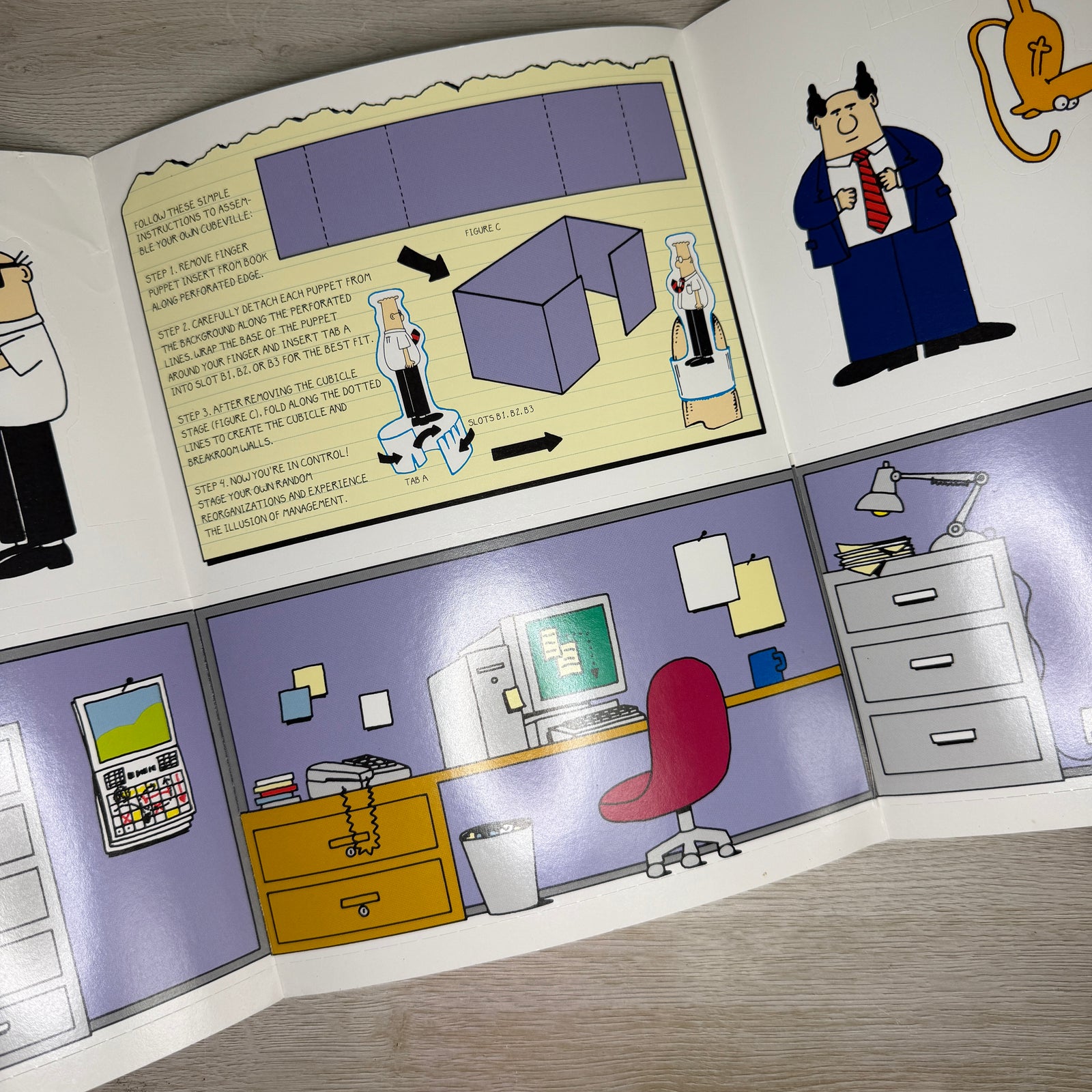 Dilbert “Cubeville” Paper Craft Set