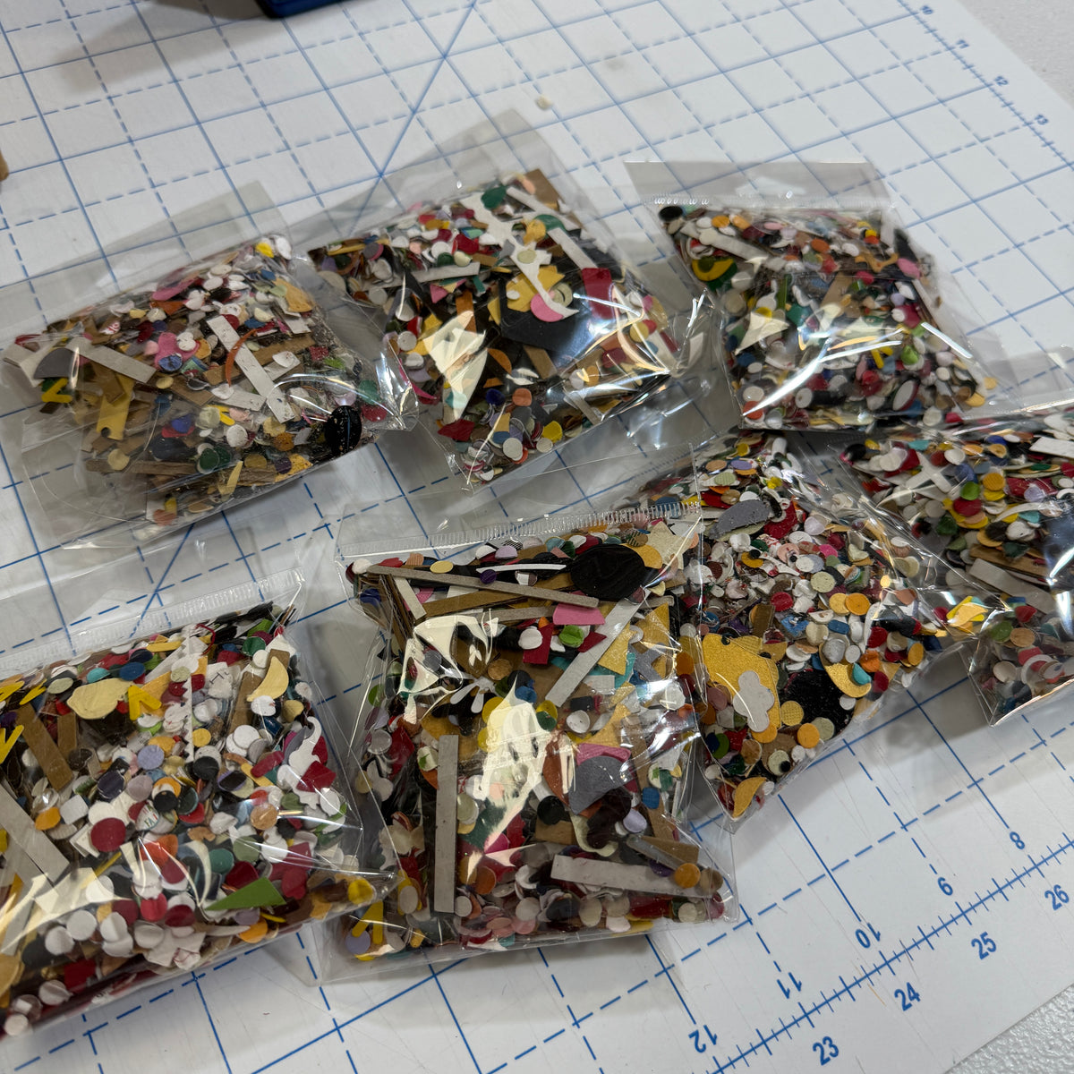 Tiny Paper Bits & Pieces