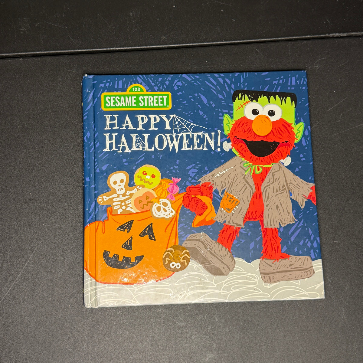 Sesame Street Happy Halloween