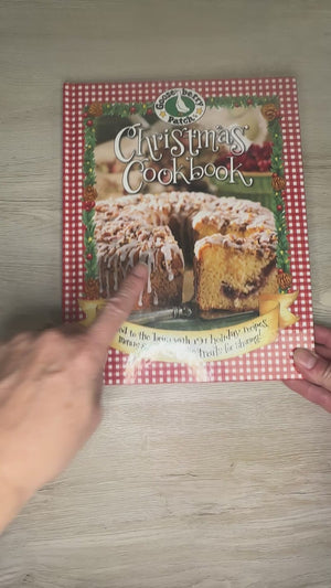 Gooseberry Patch Christmas cookbook