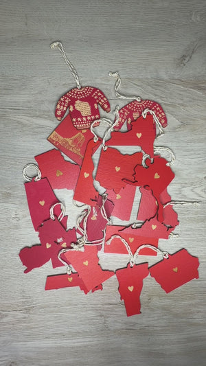 Mystery State Ornament Box - 22 ornaments