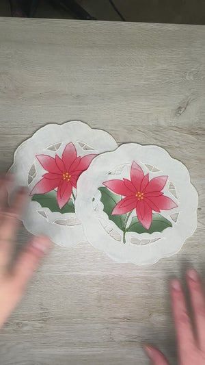 Poinsettia doily