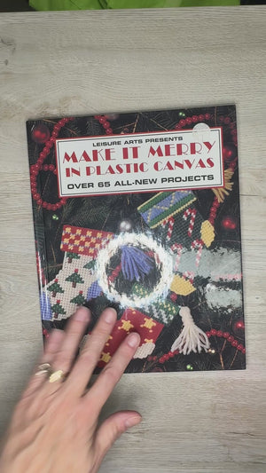 Make it Merry in Plastic Canvas
